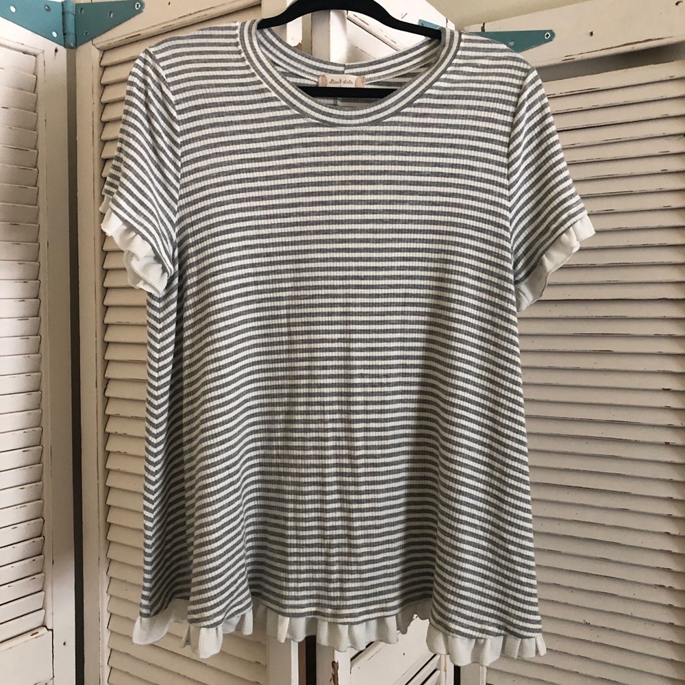 Altar’d state large grey/white strip babydoll top